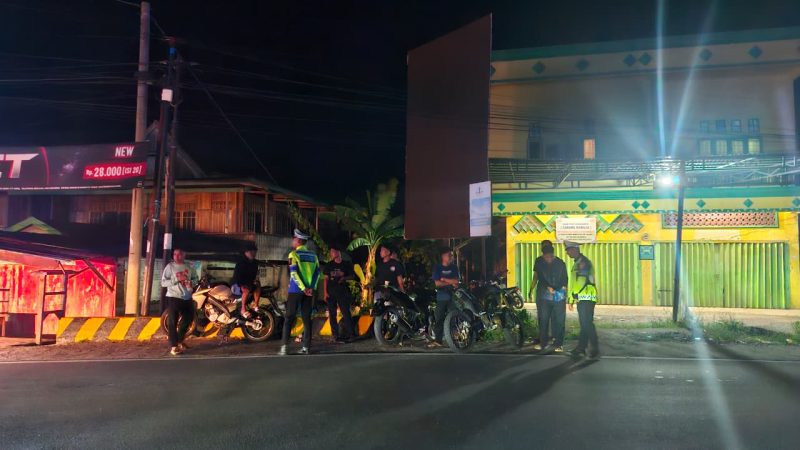 Patroli Tertib Berkeselamatan, Ditlantas Polda Sulbar Gencarkan Edukasi di Malam Hari