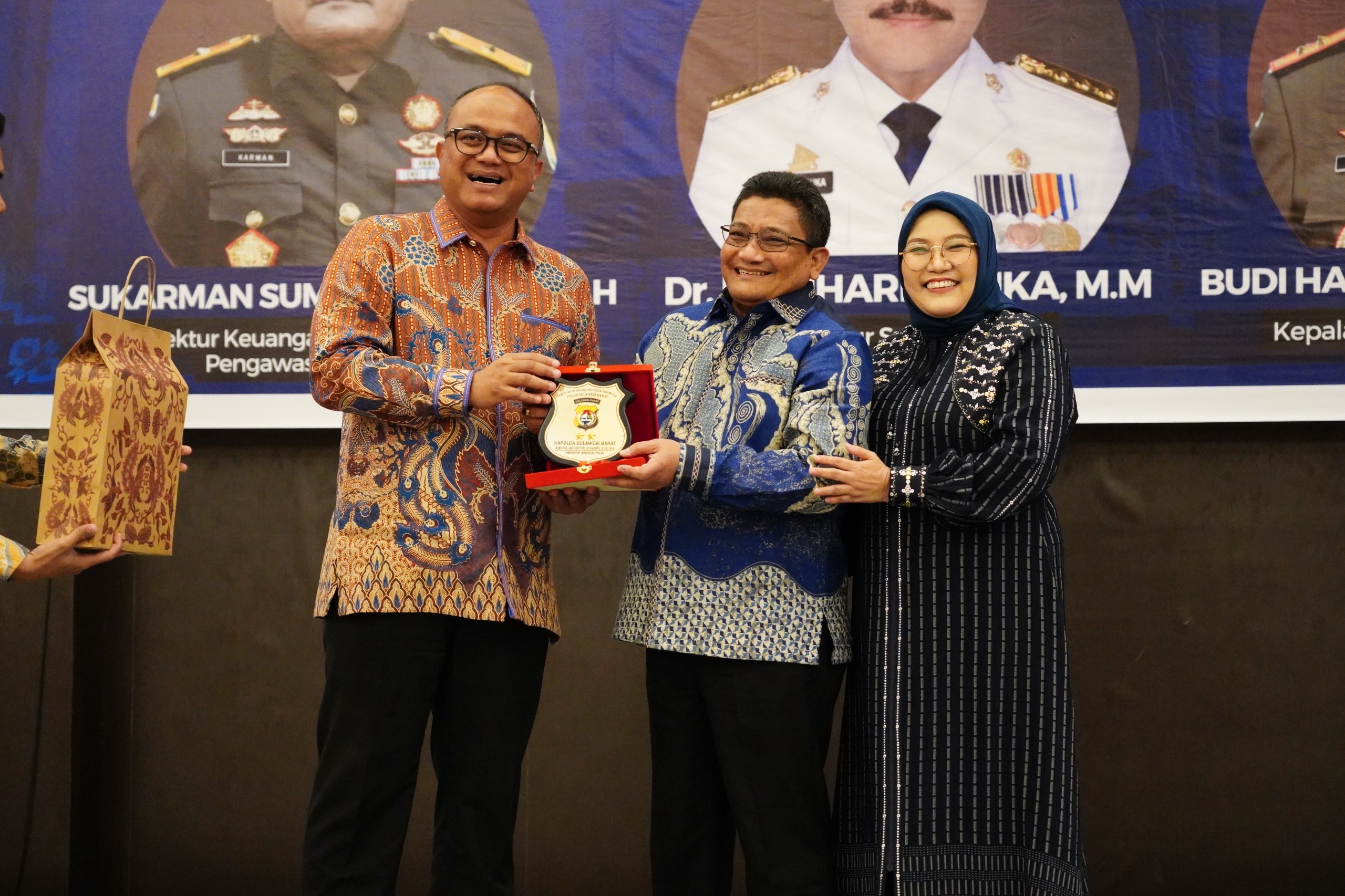 Perkuat Sinergi Penegakan Hukum, Kapolda Sulbar Hadiri Pisah Sambut Kajati