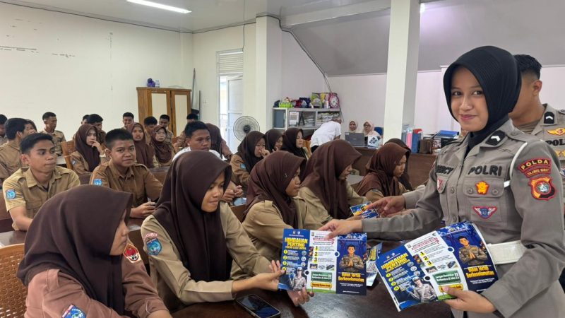 Ditlantas Polda Sulbar Sasar Pelajar, Sosialisasikan Keselamatan Berlalu Lintas di SMKN 1 Rangas