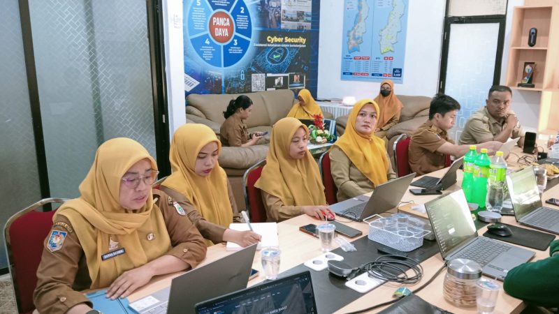 Kadis Kominfo Sulbar Dorong Pengembangan Fitur Website