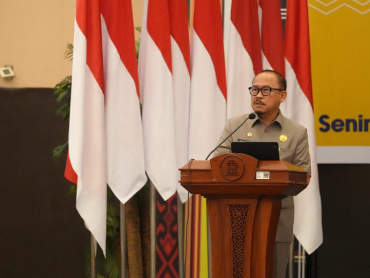 Gubernur Sulbar: Gelar Sarjana Tak Cukup, Wisudawan UT Majene Harus Jadi Penjaga Kepercayaan