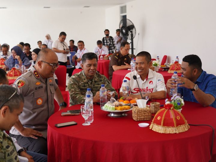 Siap Dorong Ekonomi Masyarakat, Kapolda Sulbar Hadiri Peresmian 1.061 Koperasi Desa/Kelurahan Merah Putih