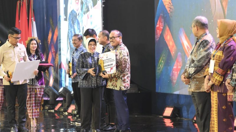 Sulbar Raih Penghargaan Provinsi Terbaik Penurunan Pengangguran