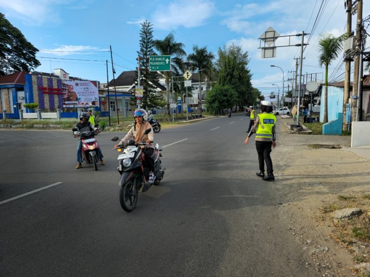 Komitmen Layani Masyarakat, Ditlantas Polda Sulbar Fokus Pengamanan Jam Sibuk