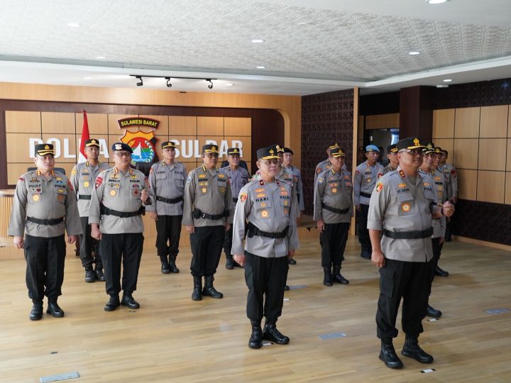 Kapolda Sulbar dan PJU Ikuti Upacara Pemuliaan Nilai-Nilai Tribrata Secara Daring