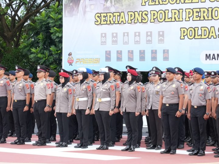 HUT Bhayangkara ke-80, Ratusan Personel Polda Sulbar Terima Kado Kenaikan Pangkat