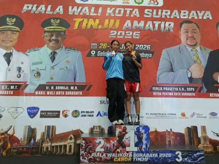 Kontingen Tinju Sulbar Bawa Pulang Tiga Medali Perak dari Surabaya