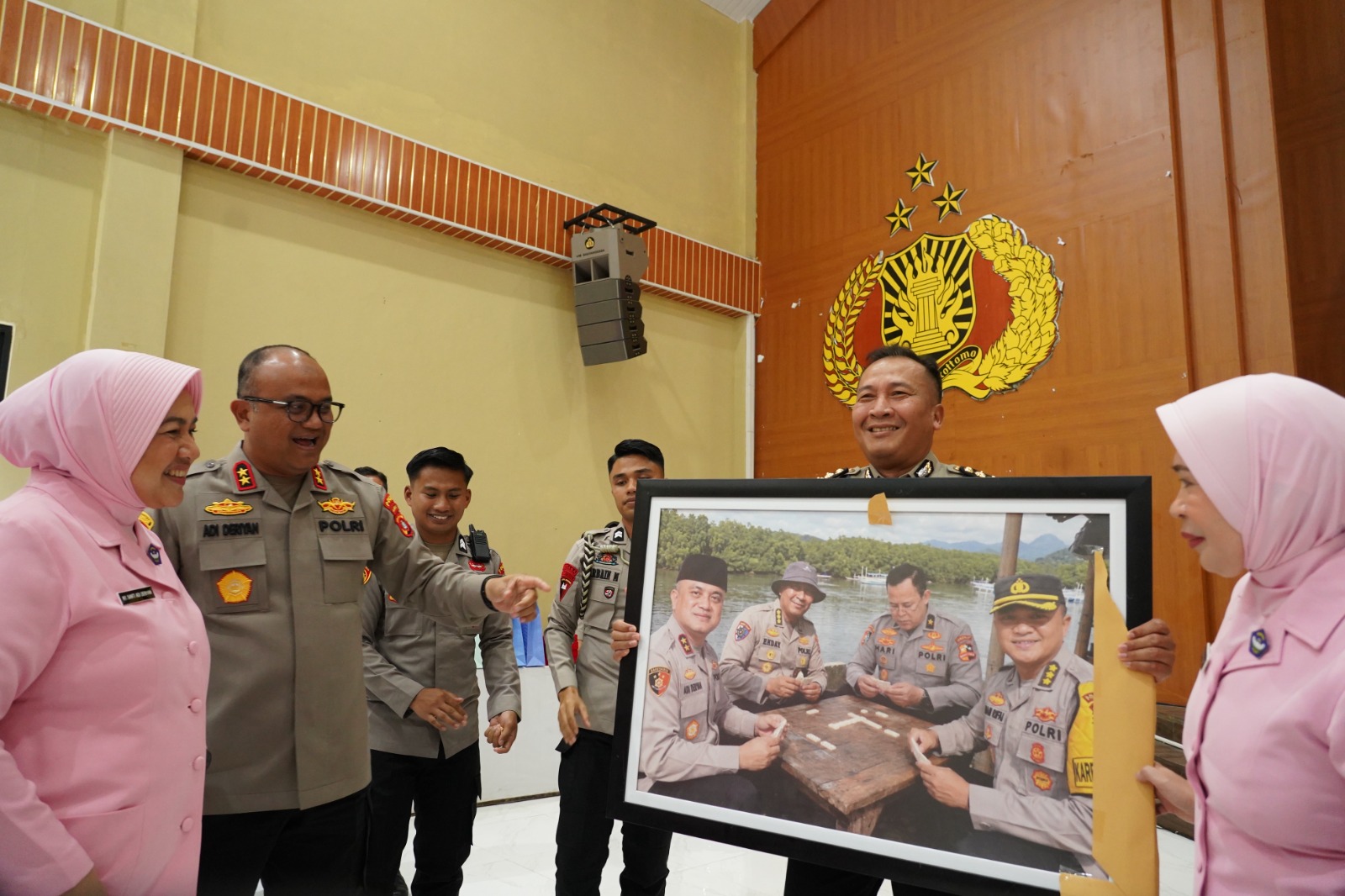 Polda Sulbar Gelar Kenal Pamit Pejabat, Kapolda Tekankan Integritas dan Profesionalisme