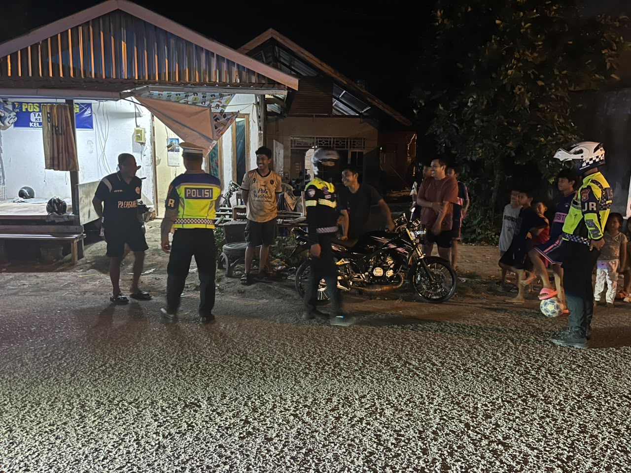 Ciptakan Rasa Aman, Ditlantas Polda Sulbar Gencarkan Patroli dan Edukasi Malam Hari