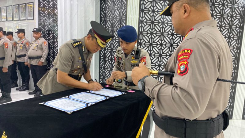 Lantik Karolog Baru, Kapolda Sulbar Minta Pengelolaan Logistik Transparan dan Akuntabel
