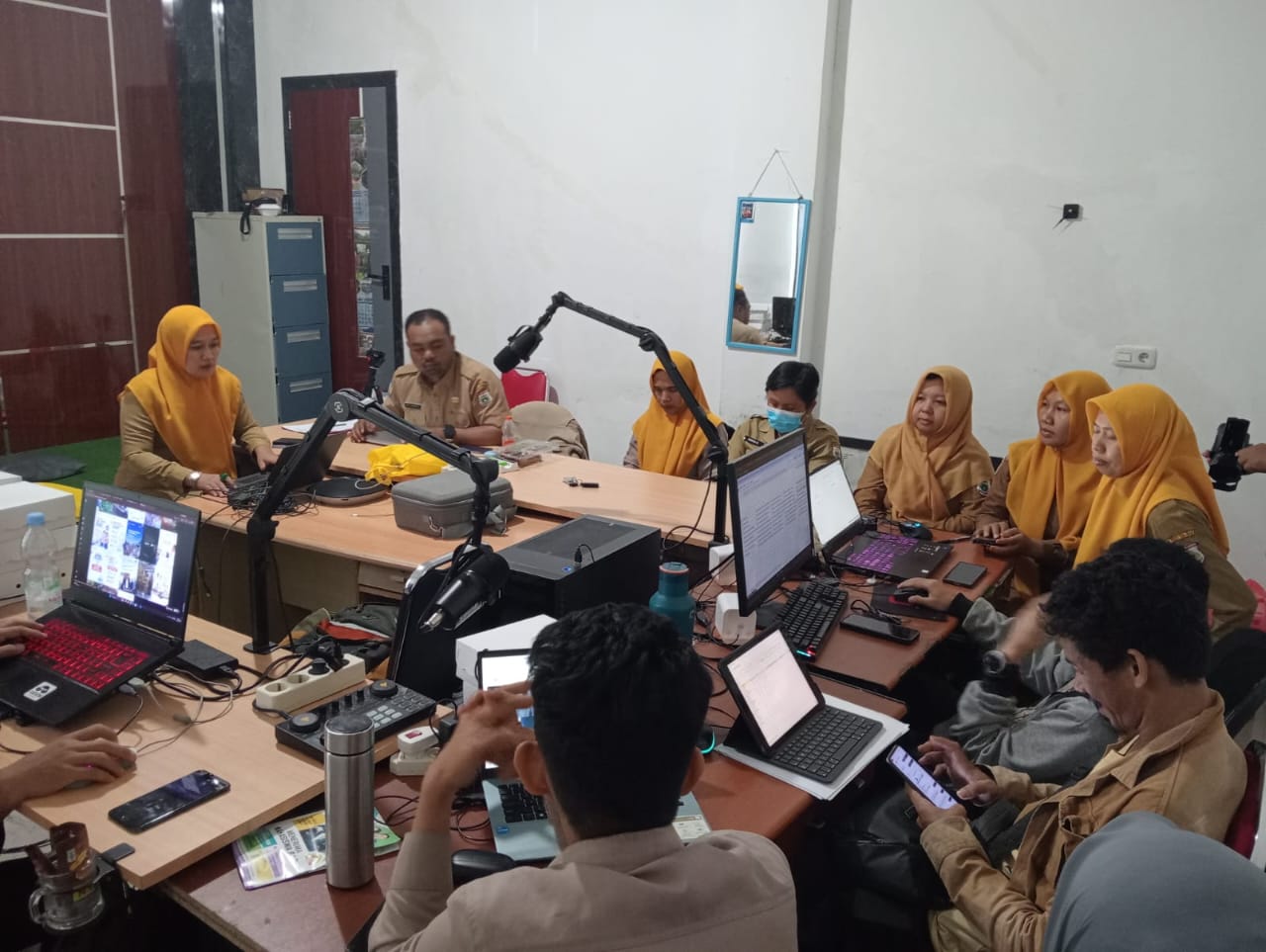Sinergikan Panca Daya Gubernur, Bidang KPM DiskominfoSS Sulbar Matangkan Evaluasi Program