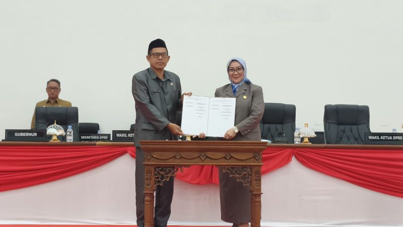 DPRD Sulbar Perkuat Tata Kelola Pemerintahan Lewat Persetujuan APBD 2025 dan Pembentukan Panitia Wagub