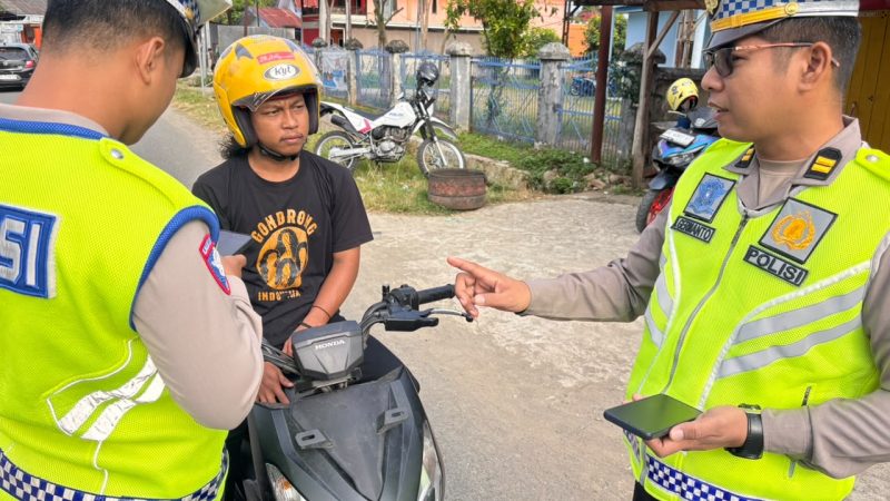 Langkah Baru Polantas, Ditlantas Polda Sulbar Implementasikan Uji Coba Aplikasi E-Teguran