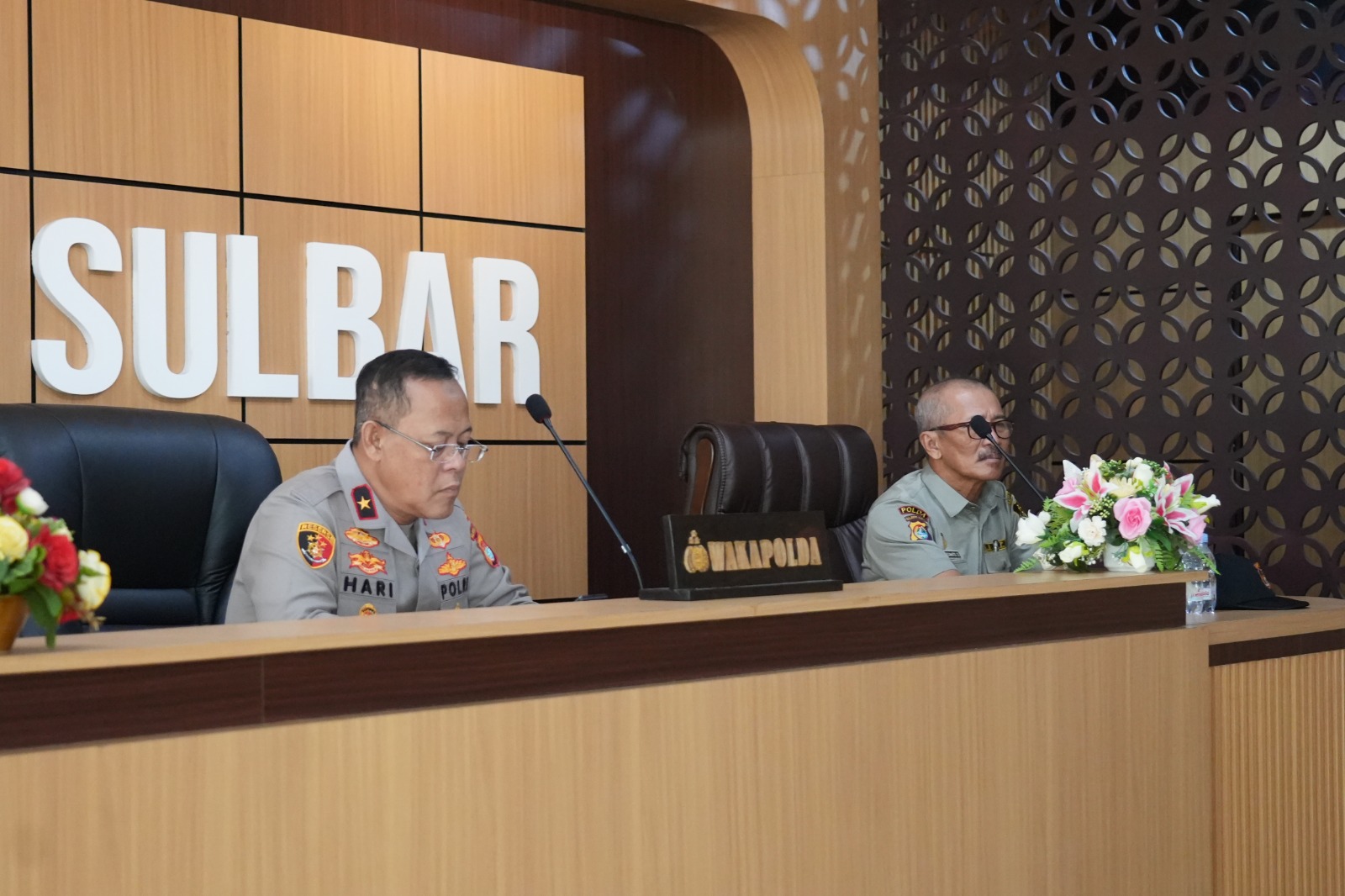 Sinergitas Polri dan Keluarga Besar Makin Kokoh, Wakapolda Sulbar Hadiri Pengukuhan KBPP Polri