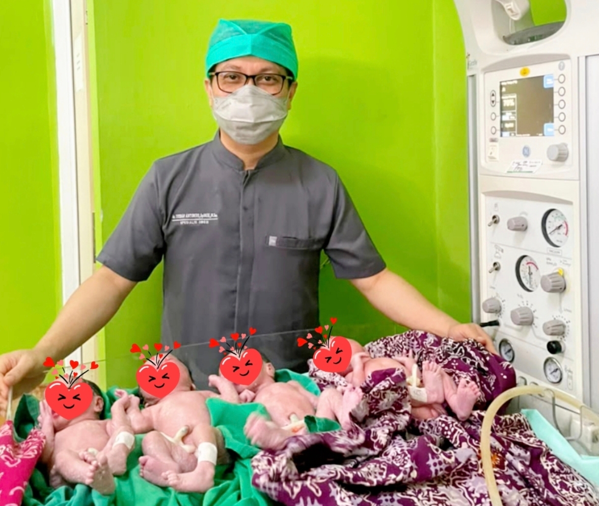 Operasi Caesar Berhasil, Bayi Kembar Empat Lahir Selamat di RSUD Sulbar