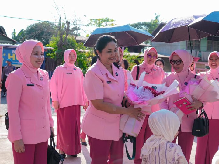 YKB Pusat Perkuat Kepedulian Pendidikan, Tebarkan Kasih di TK Kemala Bhayangkari 11 Polman