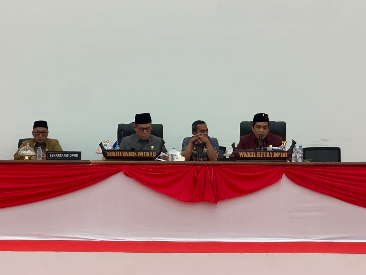 KUA-PPAS 2027 Disepakati, DPRD Sulbar Dorong Optimalisasi Sumber PAD