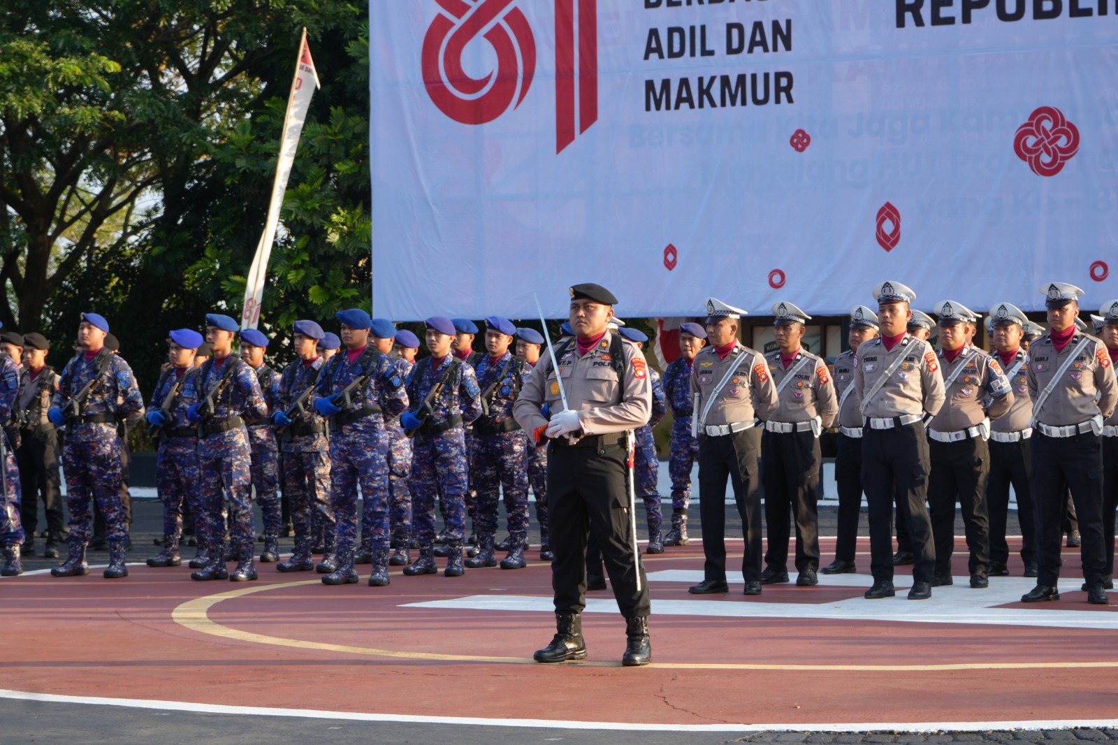 Wakapolda Sulbar Pimpin Upacara HUT RI, Kobarkan Semangat Nasionalisme dan Patriotisme