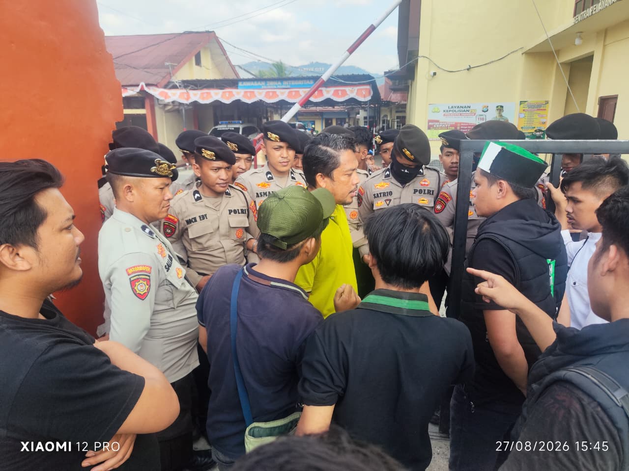 Polda Sulbar Kedepankan Pendekatan Humanis dalam Pengamanan Penyampaian Aspirasi