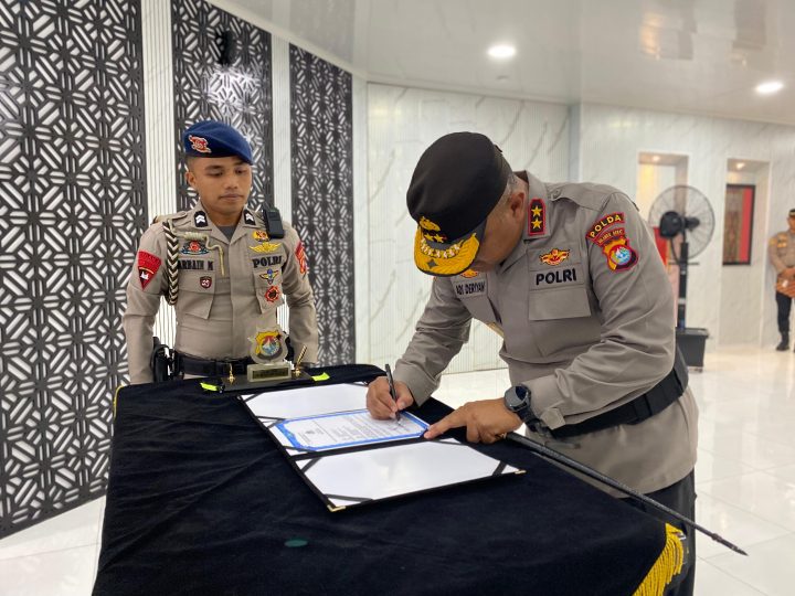Kapolda Sulbar Apresiasi Dedikasi Kombes Pol Agus Budi Supriyanto Selama Bertugas