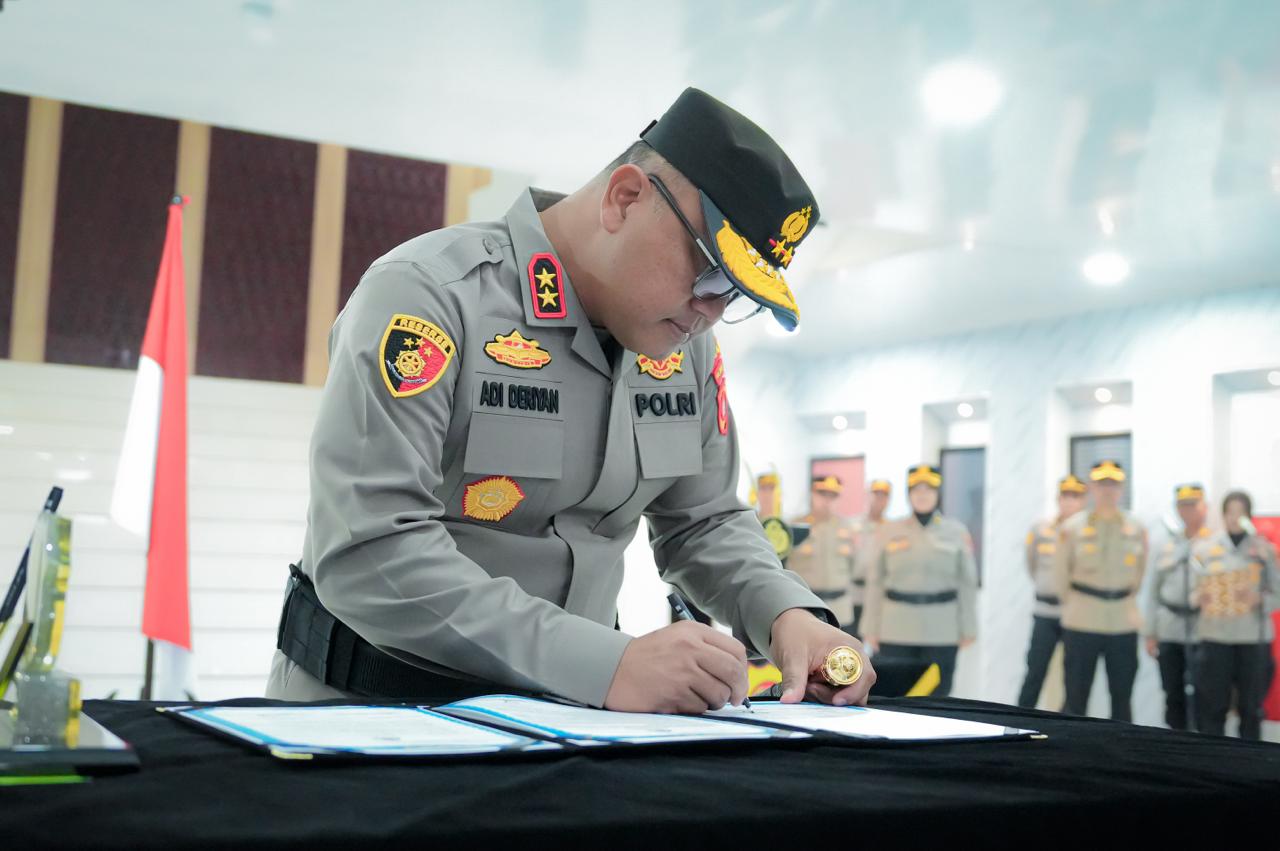 Lantik Dirpamobvit Baru, Kapolda Sulbar Dorong Pengamanan Objek Vital yang Profesional dan Terukur