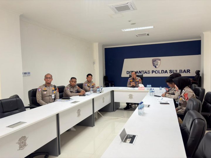 Subdit Regident Polda Sulbar Gelar Anev Daring, Tekankan Pelayanan Cepat, Tepat dan Humanis