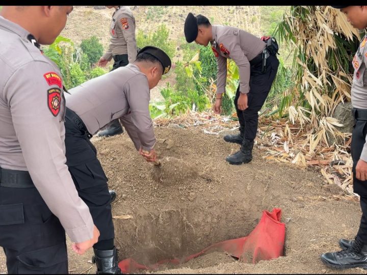 10 Tahun Mengabdi, K-9 “Getta” Dilepas dengan Penghormatan di Polda Sulbar
