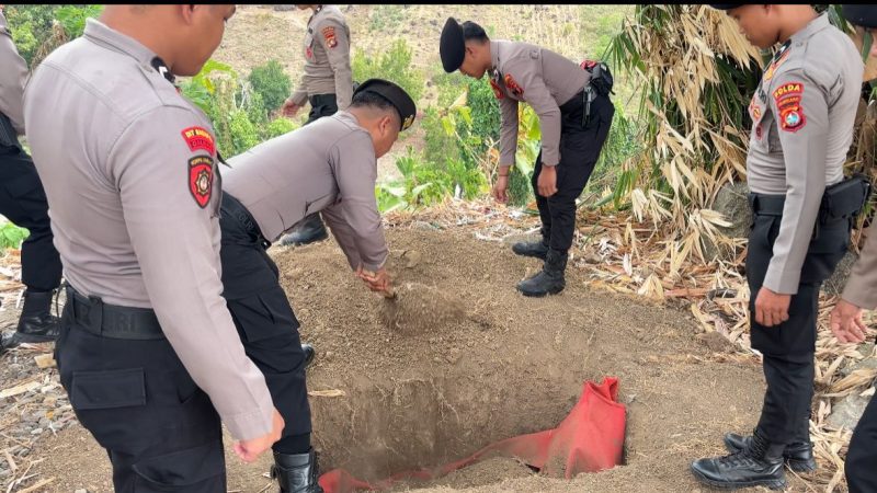 10 Tahun Mengabdi, K-9 “Getta” Dilepas dengan Penghormatan di Polda Sulbar