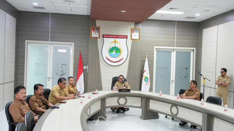 Buka MPLS, Sekda Sulbar Dorong Guru Bangun Karakter dan Akhlak Siswa