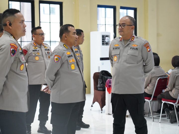 Pantau Pendalaman Audit Itwasum Polri, Kapolda Sulbar Tekankan Ketelitian, Kejujuran dan Transparansi