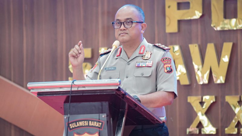 Refleksi, Kapolda Sulbar Titipkan Senyuman dan Harapan Masyarakat di Pundak Polantas