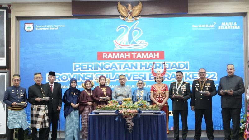 Puncak Peringatan Hari Jadi Provinsi Sulbar ke-22 Dihadiri Kapolda Sulbar