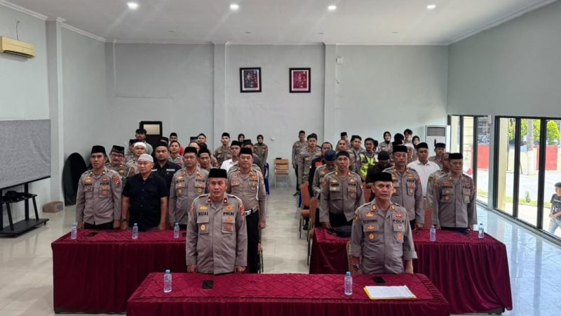 Polda Sulbar Ikuti Kajian Daring Bersama Gus Baha