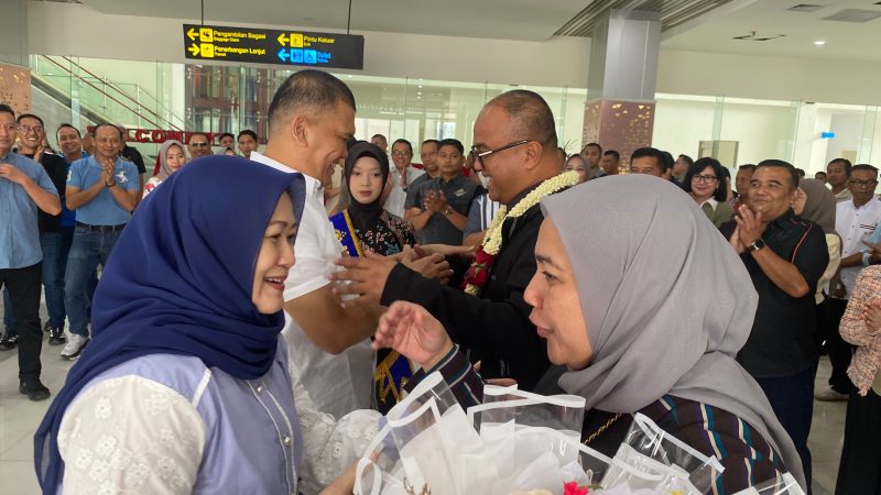 Salaing Mendoakan serta Lambaian Perpisahan dengan Irjen Pol Adi Deriyan