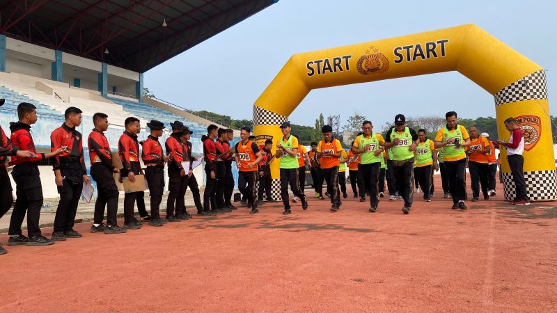 Tes Kesamaptaan Jasmani Berkala Polda Sulbar Pastikan Fisik Personel Prima