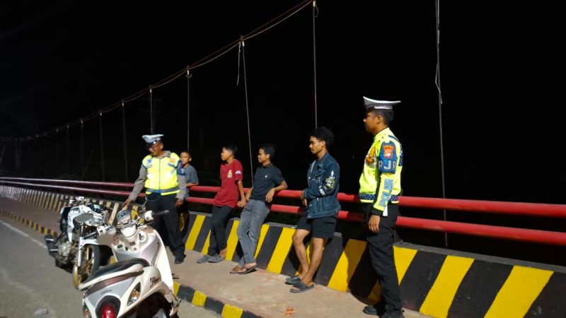Jaga Kamtibmas, Polantas Polda Sulbar Intensifkan Patroli Malam Humanis