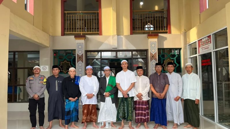 Lewat Subuh Keliling, Kapolres Majene Perkuat Kedekatan dengan Warga