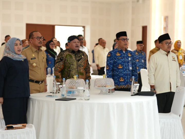 Gubernur SDK Raih Penghargaan atas Keberhasilan Jaga Stabilitas Daerah dari FKUB