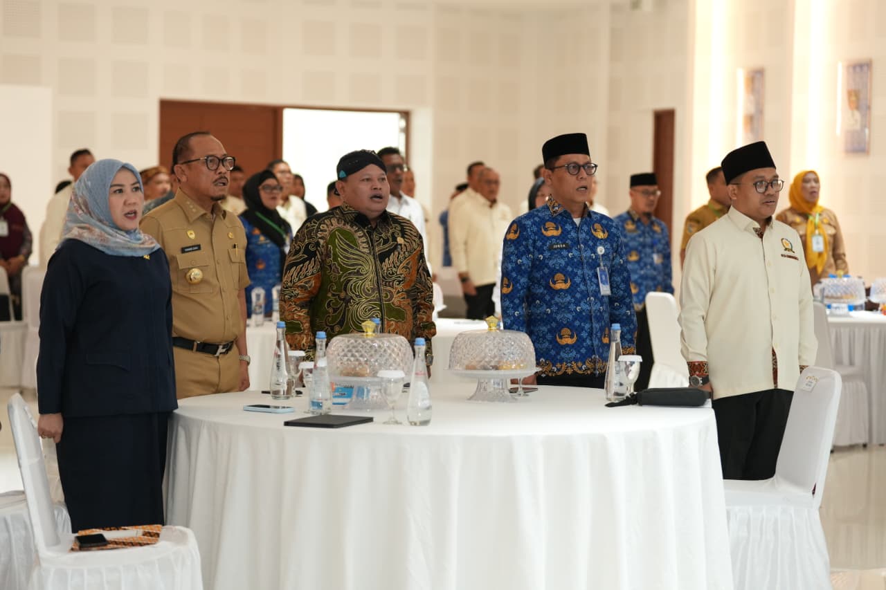 Gubernur SDK Raih Penghargaan atas Keberhasilan Jaga Stabilitas Daerah dari FKUB