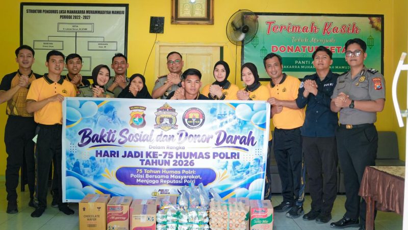 Semarak HUT Humas Polri ke-75, Bid Humas Polda Sulbar Salurkan Bantuan