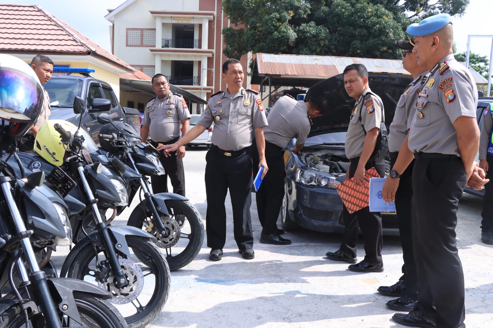 Pastikan Kesiapan Sarana Dinas, Biro Logistik Polda Sulbar Supervisi ke Polres Majene