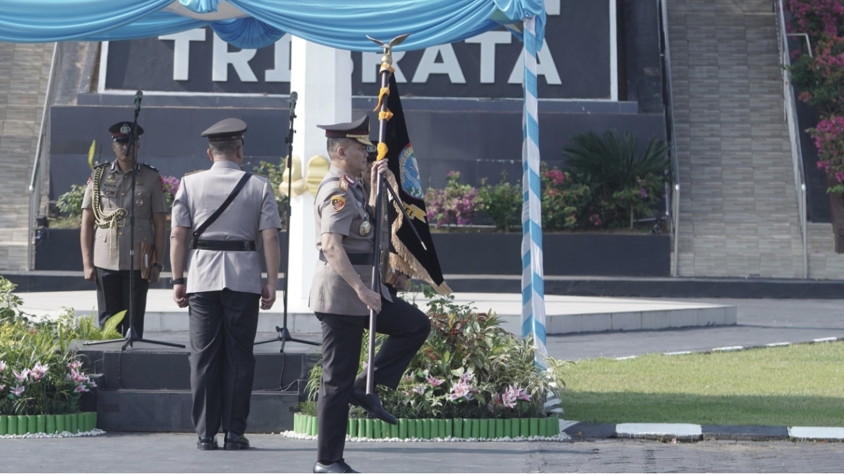 Estafet Pataka Siamasei, Jaminan Kesinambungan Pelayanan Publik Polda Sulbar di Era Irjen Pol Totok Suharyanto